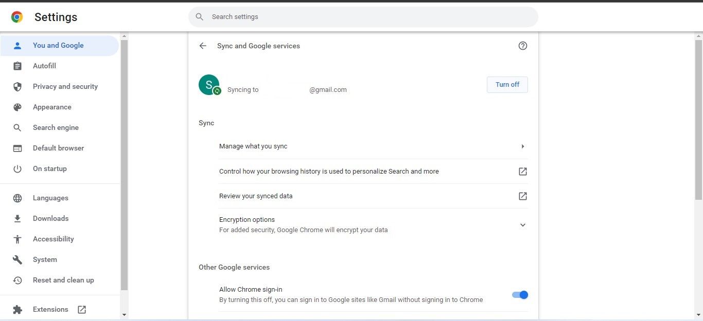 التأكد من تشغيل خيار المزامنة عن طريق النقر فوق المزامنة وخيار خدمة Google في إعدادات Chrome 