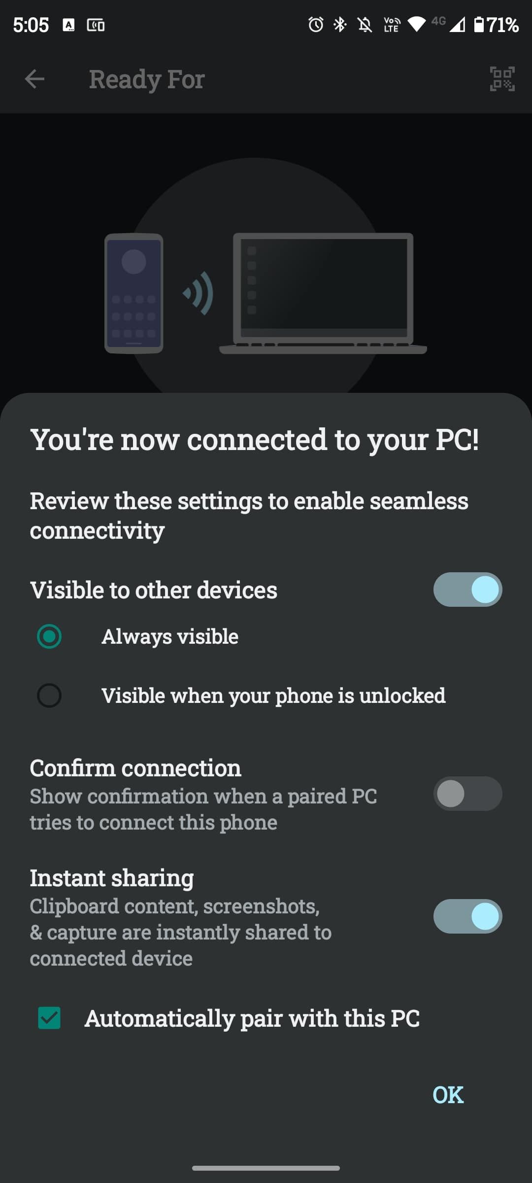 Screenshot dengan ponsel dan komputer di bagian atas dan konfirmasi koneksi berhasil