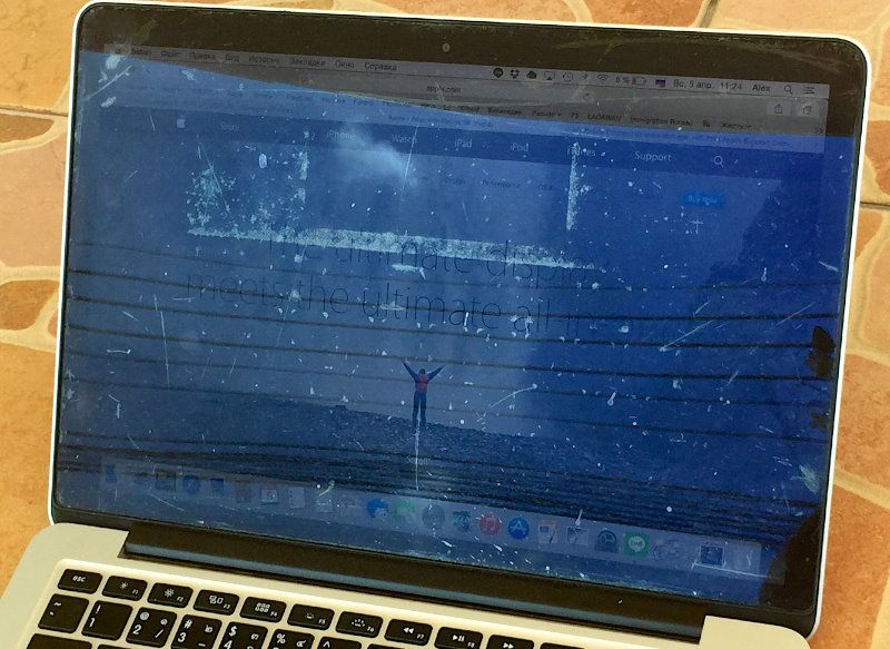 Macbook with screen damage 