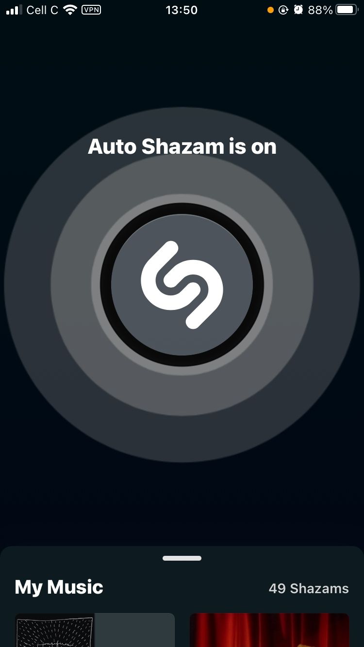 顯示自動 shazam 開啟的手機截圖